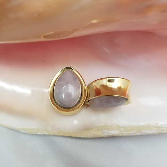Brass teardrop plugs pair with rose quartz stone center - NWT 25mm 1 inch - Picture 2 of 3